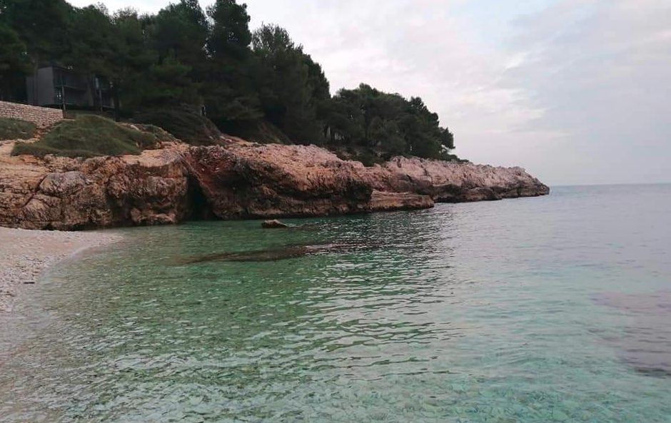 Get kayak tours in Pula, for very affordable prices, enjoy every minute of your summer season