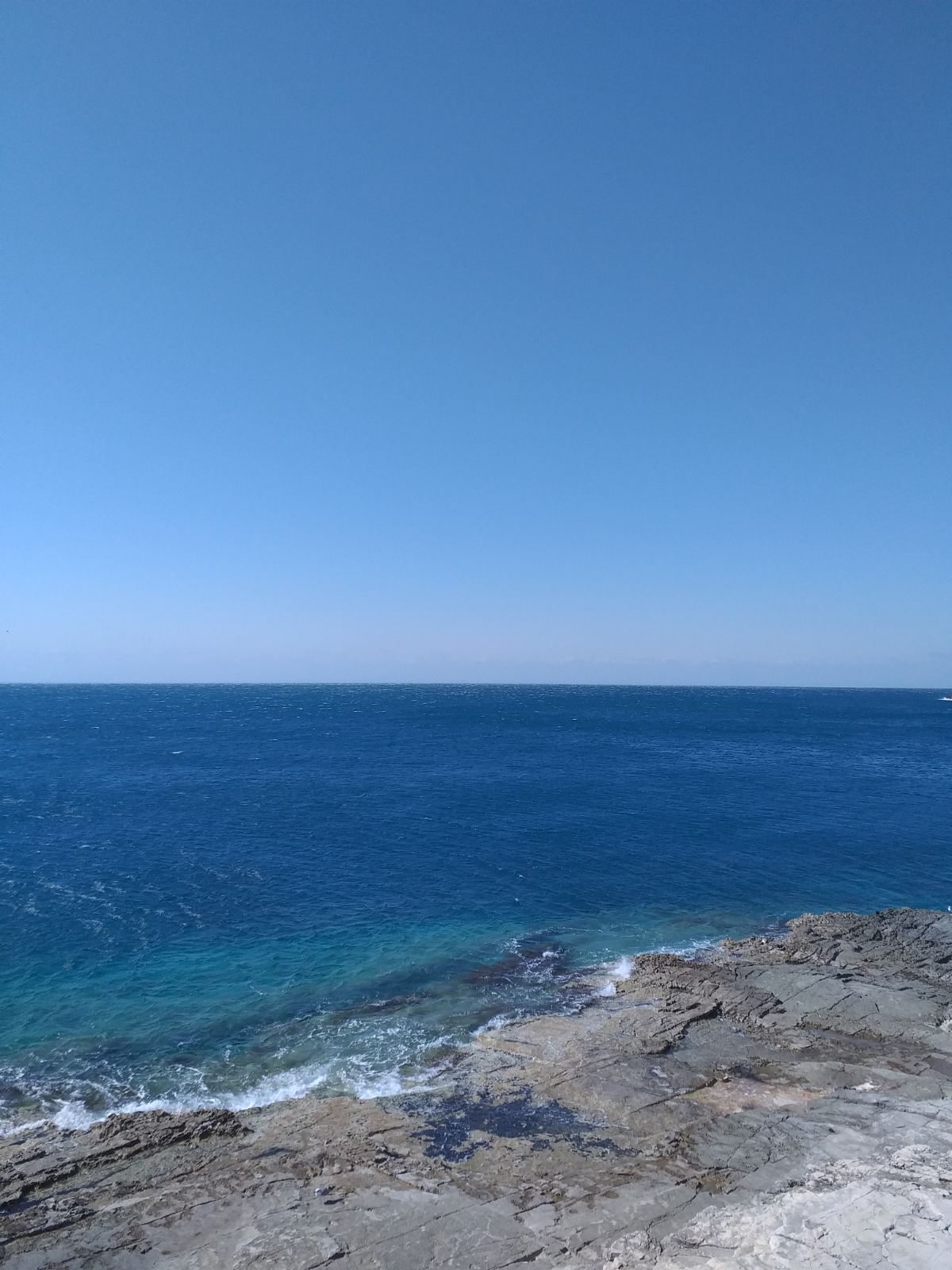 Cave Swimming Tour in Pula – Blue Caves & Snorkeling